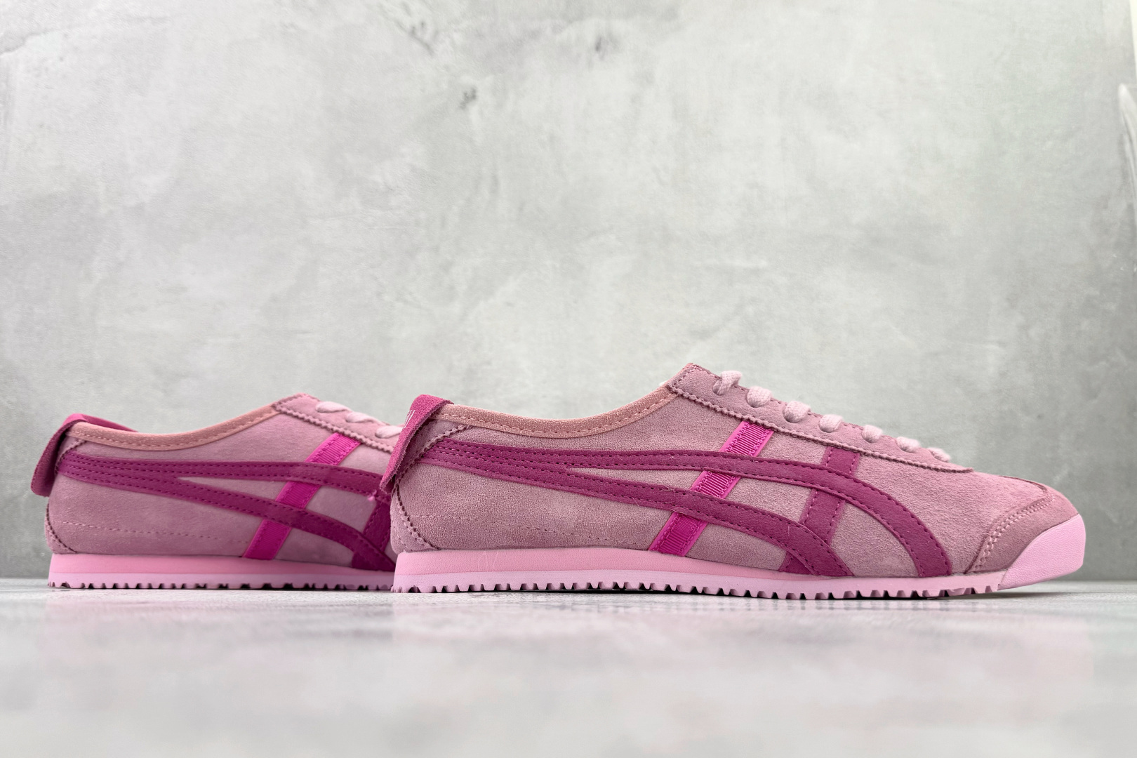 150 Patou x Onitsuka Tiger鬼塚虎 MEXICO 66 粉色 1183C380-700-Chinese UA Cheap High Quatity Brand Clothes Bags handbags Sneakers wholesale wholesaler seller from China Factory suppliers Fashion Clothing Shoes best Quality Beautiful Price 150 Patou x Onitsuka Tiger鬼塚虎 MEXICO 66 粉色 1183C380-700
