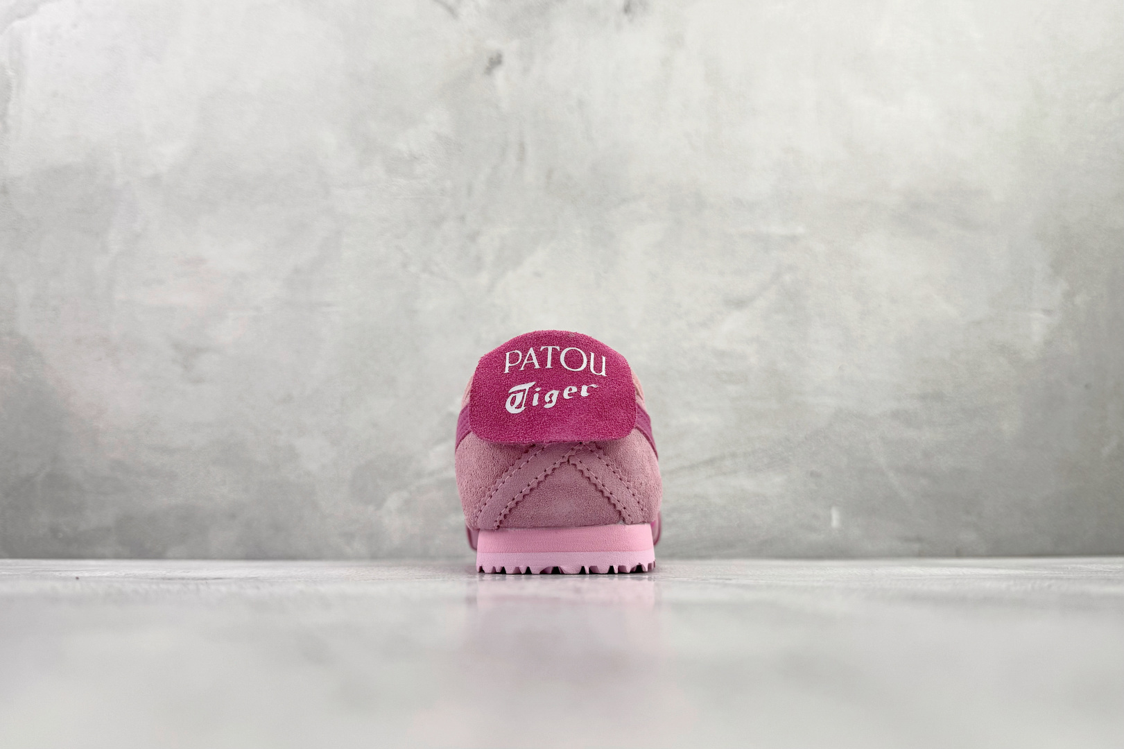 150 Patou x Onitsuka Tiger鬼塚虎 MEXICO 66 粉色 1183C380-700-Chinese UA Cheap High Quatity Brand Clothes Bags handbags Sneakers wholesale wholesaler seller from China Factory suppliers Fashion Clothing Shoes best Quality Beautiful Price 150 Patou x Onitsuka Tiger鬼塚虎 MEXICO 66 粉色 1183C380-700