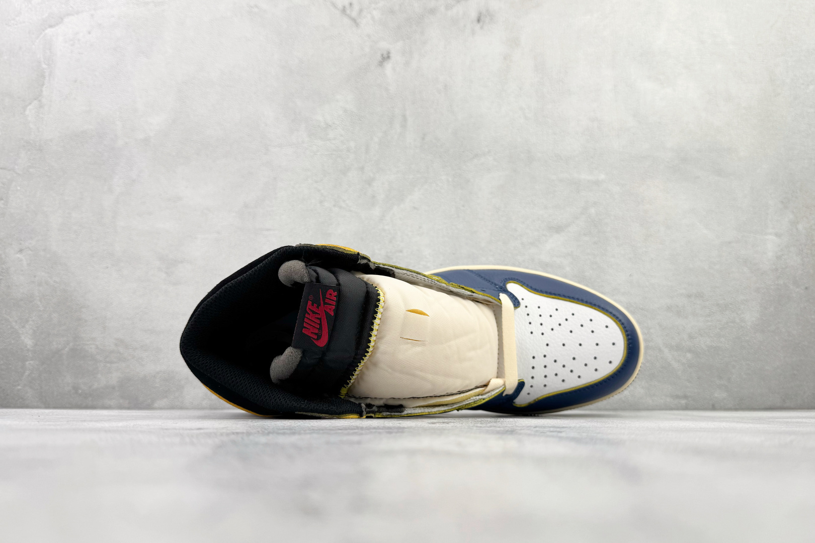 190 外贸F版最强平替 Union x Jordan Air Jordan 1 Retro High Nrg 联名款 蓝黑红 BV1300-146-Chinese UA Cheap High Quatity Brand Clothes Bags handbags Sneakers wholesale wholesaler seller from China Factory suppliers Fashion Clothing Shoes best Quality Beautiful Price 190 外贸F版最强平替 Union x Jordan Air Jordan 1 Retro High Nrg 联名款 蓝黑红 BV1300-146