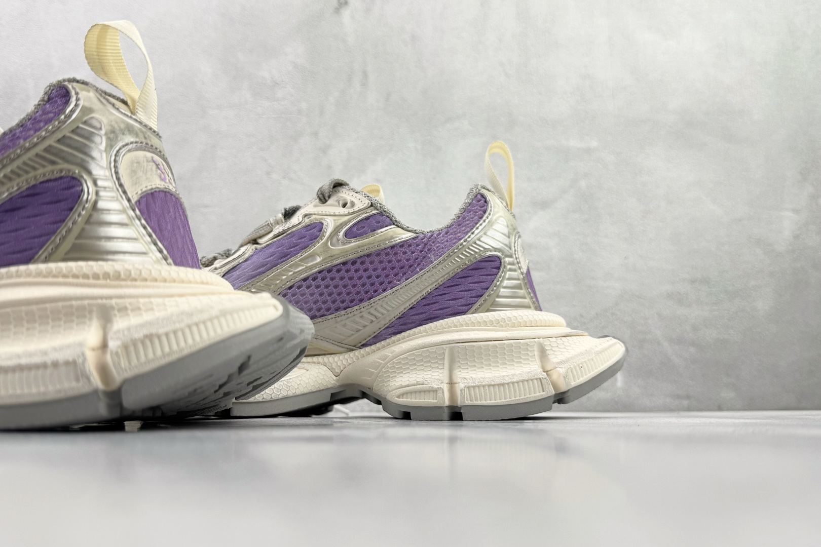 390 代购版 Balenciaga 巴黎世家 3XL 灰紫 734731 W3XGM 5590-Chinese UA Cheap High Quatity Brand Clothes Bags handbags Sneakers wholesale wholesaler seller from China Factory suppliers Fashion Clothing Shoes best Quality Beautiful Price 390 代购版 Balenciaga 巴黎世家 3XL 灰紫 734731 W3XGM 5590