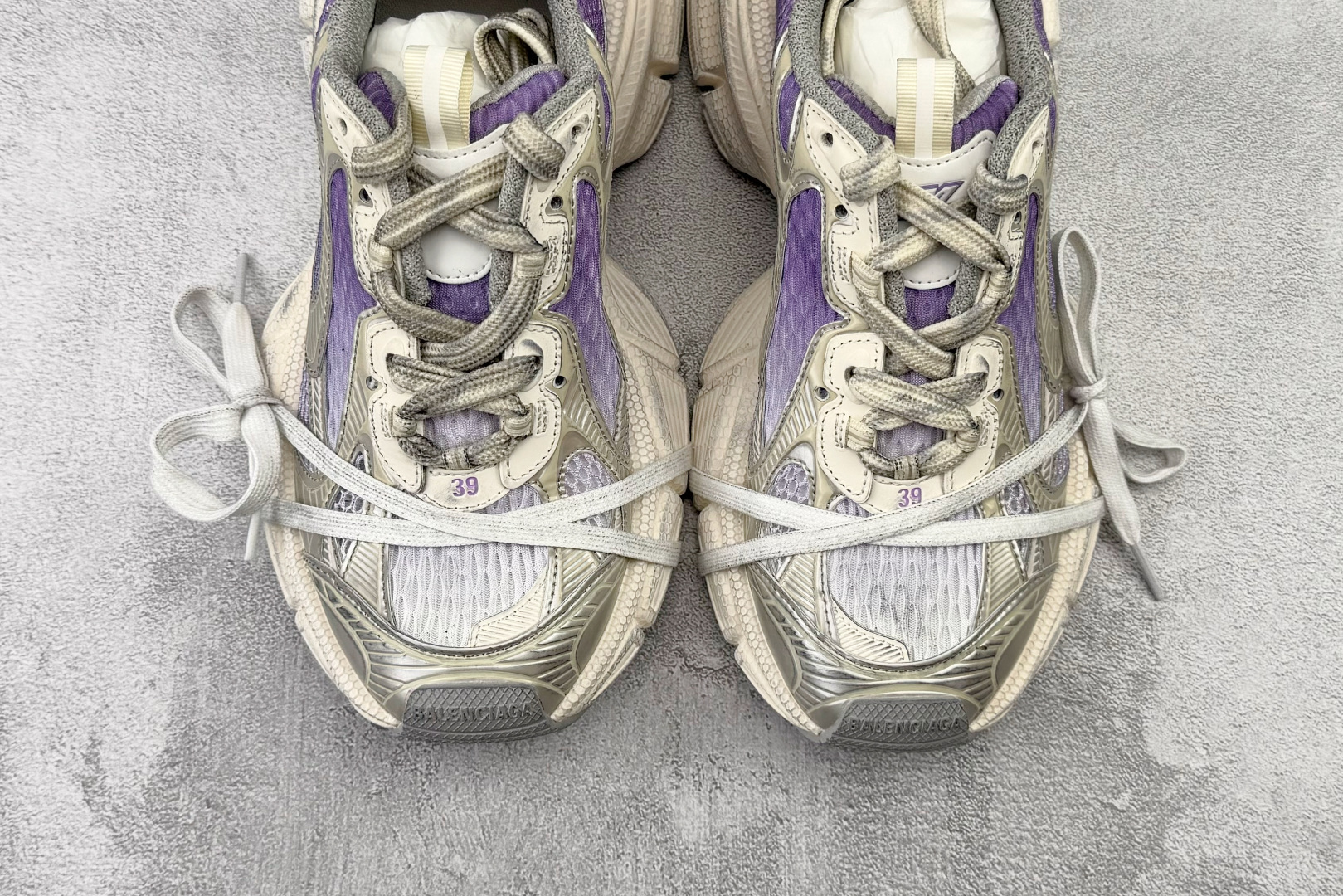 390 代购版 Balenciaga 巴黎世家 3XL 灰紫 734731 W3XGM 5590-Chinese UA Cheap High Quatity Brand Clothes Bags handbags Sneakers wholesale wholesaler seller from China Factory suppliers Fashion Clothing Shoes best Quality Beautiful Price 390 代购版 Balenciaga 巴黎世家 3XL 灰紫 734731 W3XGM 5590