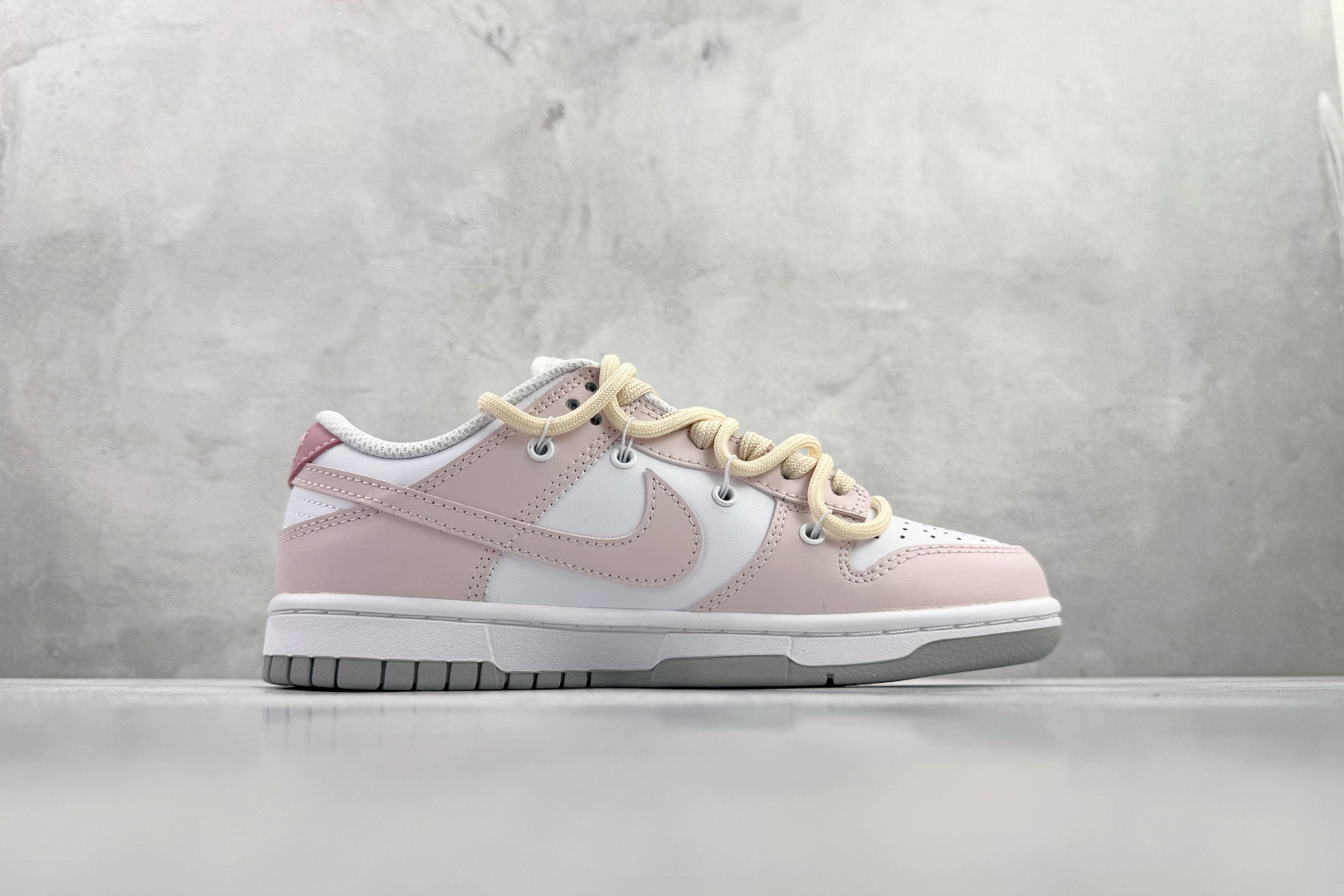 300 定制球鞋 Nike Dunk 甜心狙击 粉色 DD1391-103-Chinese UA Cheap High Quatity Brand Clothes Bags handbags Sneakers wholesale wholesaler seller from China Factory suppliers Fashion Clothing Shoes best Quality Beautiful Price 300 定制球鞋 Nike Dunk 甜心狙击 粉色 DD1391-103