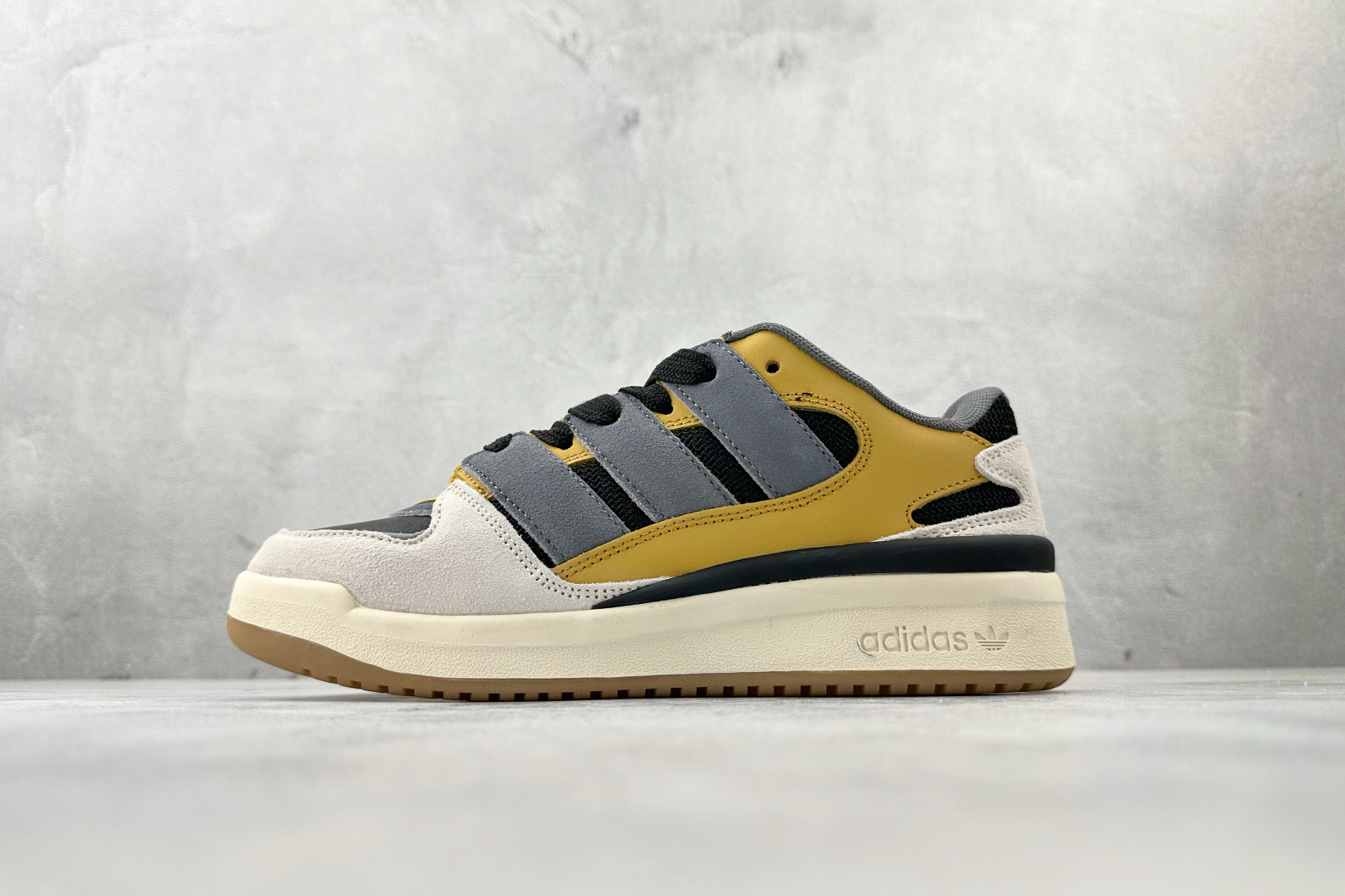 东南亚订单 adidas originals FORUM 2000 Shoes 黑灰色 JS3158 东南亚订单 adidas originals FORUM 2000 Shoes 黑灰色 JS3158