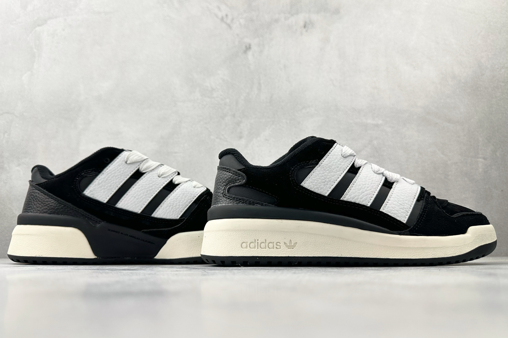 东南亚订单 adidas originals FORUM 2000 Shoes 黑白色 JS0996