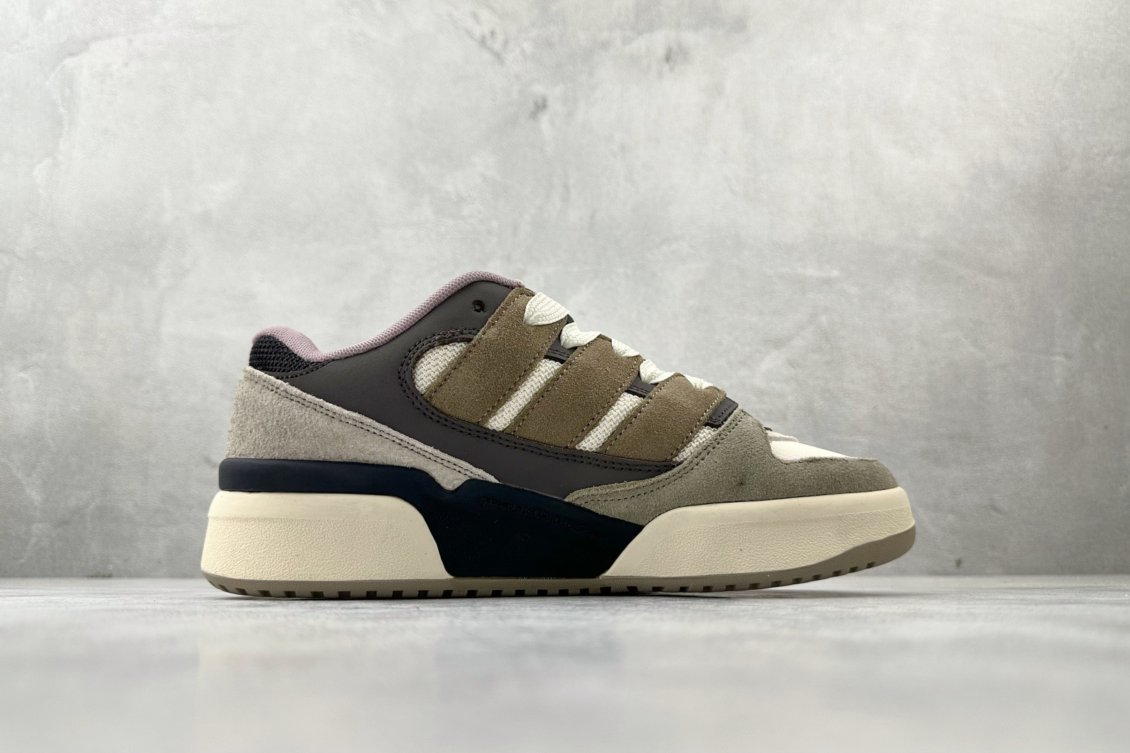 200 东南亚订单 adidas originals FORUM 2000 Shoes 棕色 JS3159-Chinese UA Cheap High Quatity Brand Clothes Bags handbags Sneakers wholesale wholesaler seller from China Factory suppliers Fashion Clothing Shoes best Quality Beautiful Price 200 东南亚订单 adidas originals FORUM 2000 Shoes 棕色 JS3159