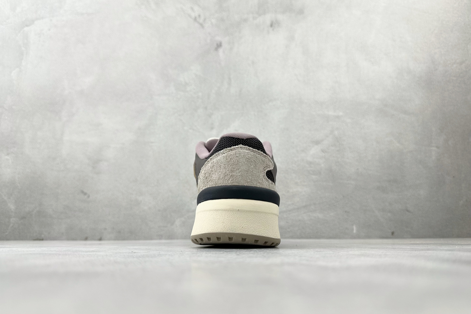 200 东南亚订单 adidas originals FORUM 2000 Shoes 棕色 JS3159-Chinese UA Cheap High Quatity Brand Clothes Bags handbags Sneakers wholesale wholesaler seller from China Factory suppliers Fashion Clothing Shoes best Quality Beautiful Price 200 东南亚订单 adidas originals FORUM 2000 Shoes 棕色 JS3159