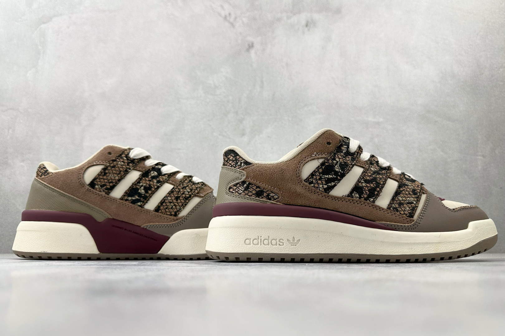 200 东南亚订单 adidas originals FORUM 2000 Shoes 棕色 JS3157