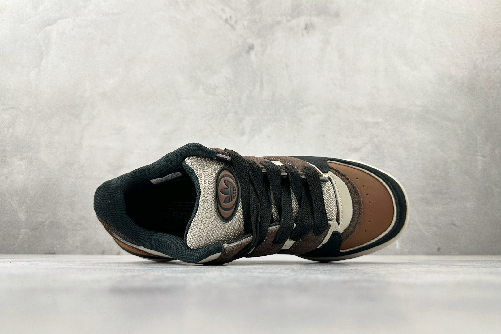 200 东南亚订单 adidas originals FORUM 2000 Shoes 棕黑色 JS3160