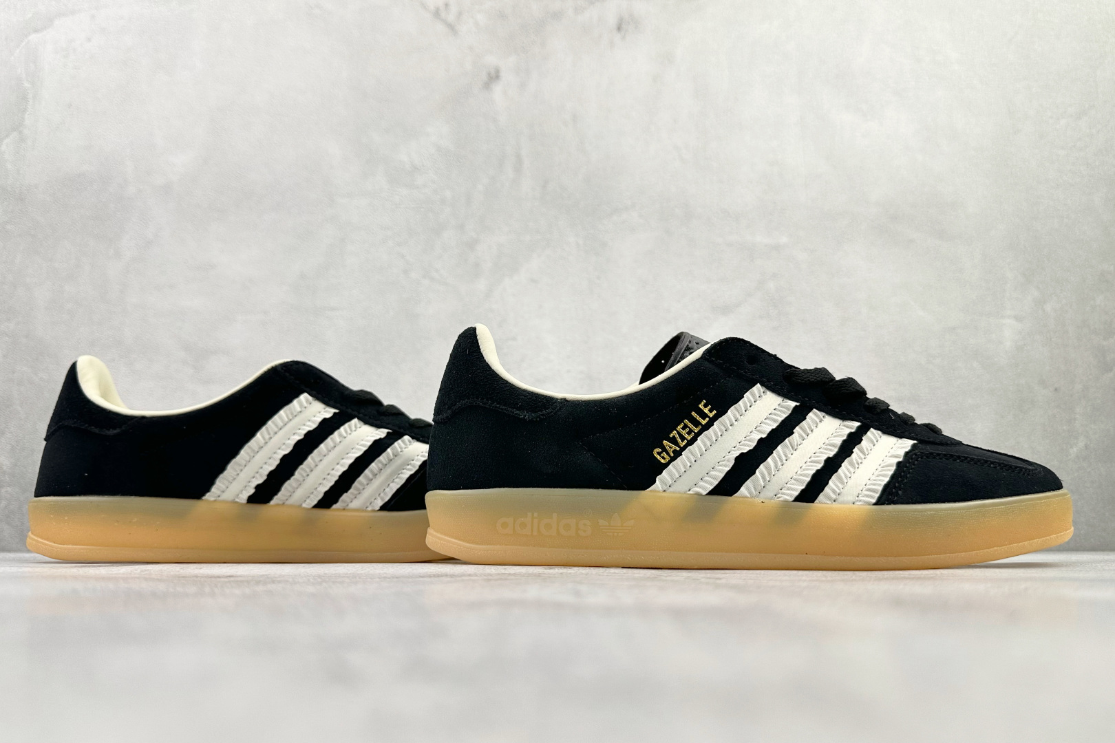 170 adidas originals GAZELLE INDOOR 黑色 JS1412-Chinese UA Cheap High Quatity Brand Clothes Bags handbags Sneakers wholesale wholesaler seller from China Factory suppliers Fashion Clothing Shoes best Quality Beautiful Price 170 adidas originals GAZELLE INDOOR 黑色 JS1412