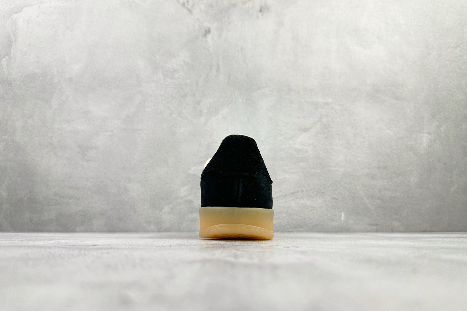 170 adidas originals GAZELLE INDOOR 黑色 JS1412-Chinese UA Cheap High Quatity Brand Clothes Bags handbags Sneakers wholesale wholesaler seller from China Factory suppliers Fashion Clothing Shoes best Quality Beautiful Price 170 adidas originals GAZELLE INDOOR 黑色 JS1412