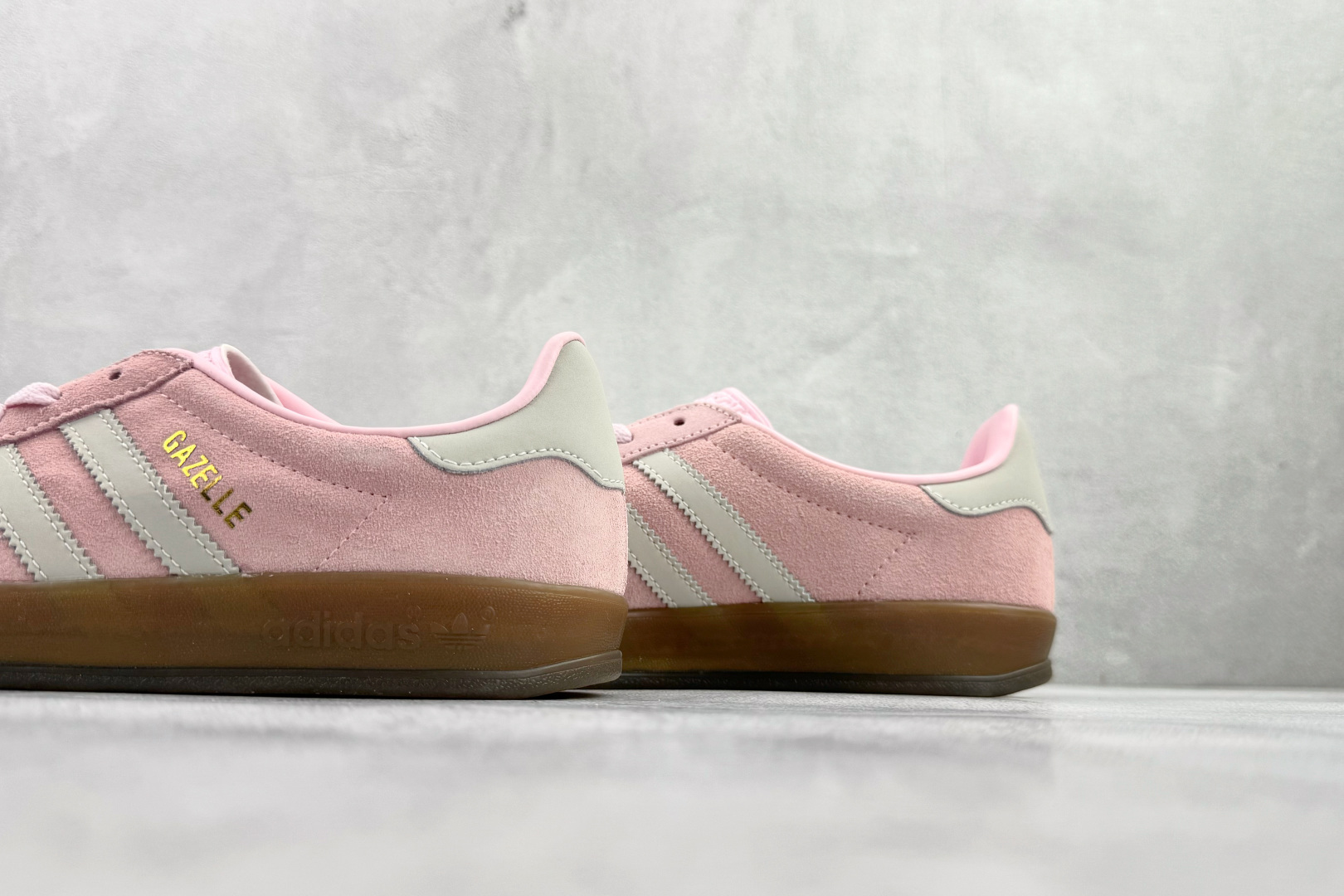 170 adidas originals GAZELLE INDOOR 粉色 JI2716-Chinese UA Cheap High Quatity Brand Clothes Bags handbags Sneakers wholesale wholesaler seller from China Factory suppliers Fashion Clothing Shoes best Quality Beautiful Price 170 adidas originals GAZELLE INDOOR 粉色 JI2716