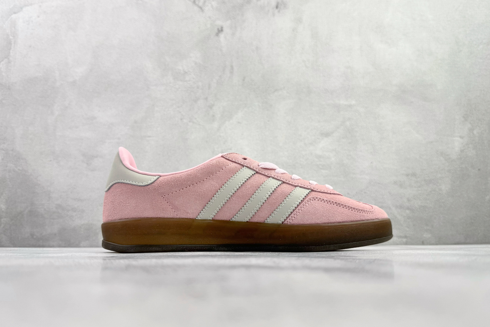 170 adidas originals GAZELLE INDOOR 粉色 JI2716-Chinese UA Cheap High Quatity Brand Clothes Bags handbags Sneakers wholesale wholesaler seller from China Factory suppliers Fashion Clothing Shoes best Quality Beautiful Price 170 adidas originals GAZELLE INDOOR 粉色 JI2716