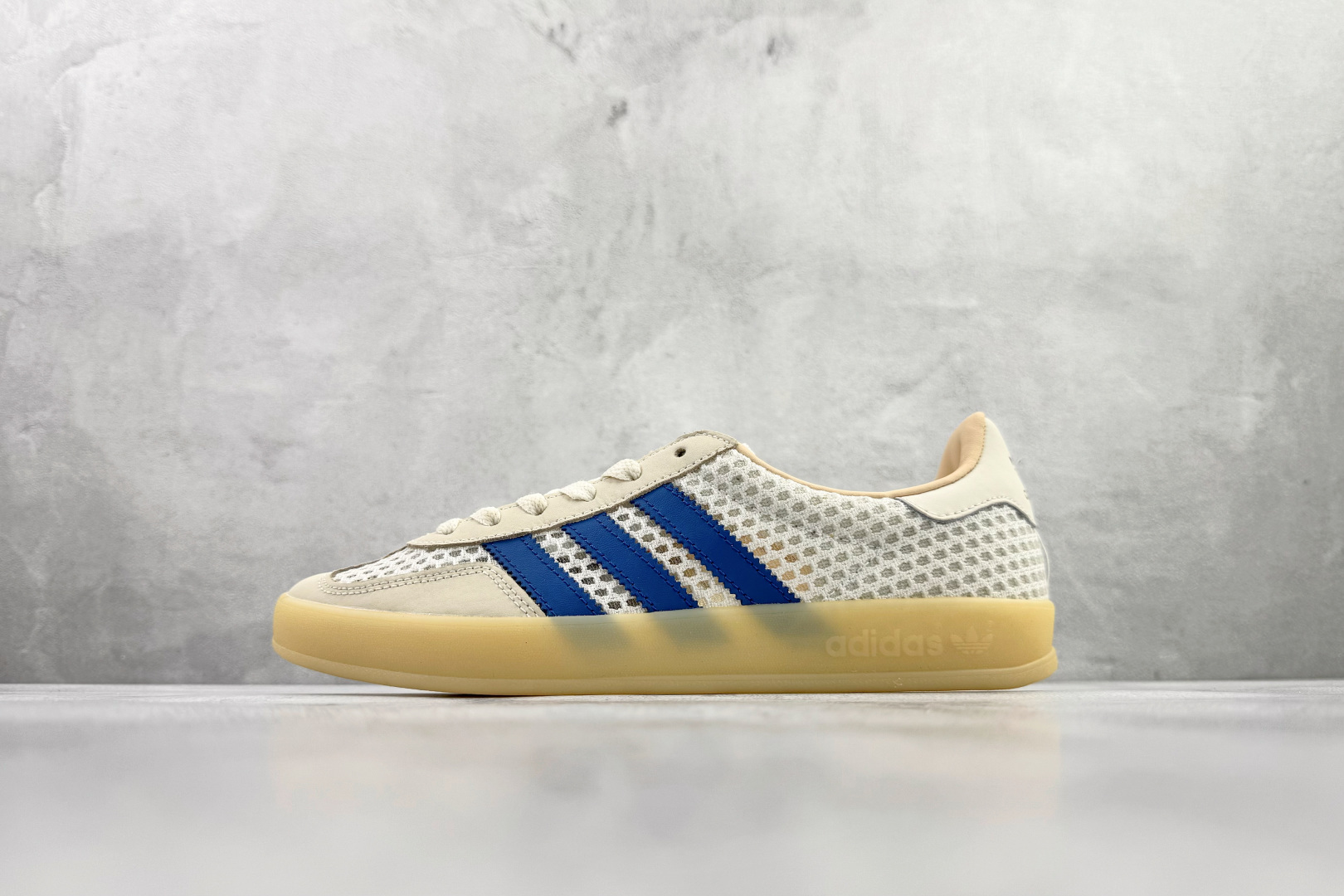 adidas originals GAZELLE INDOOR 米白色 JH5419 adidas originals GAZELLE INDOOR 米白色 JH5419