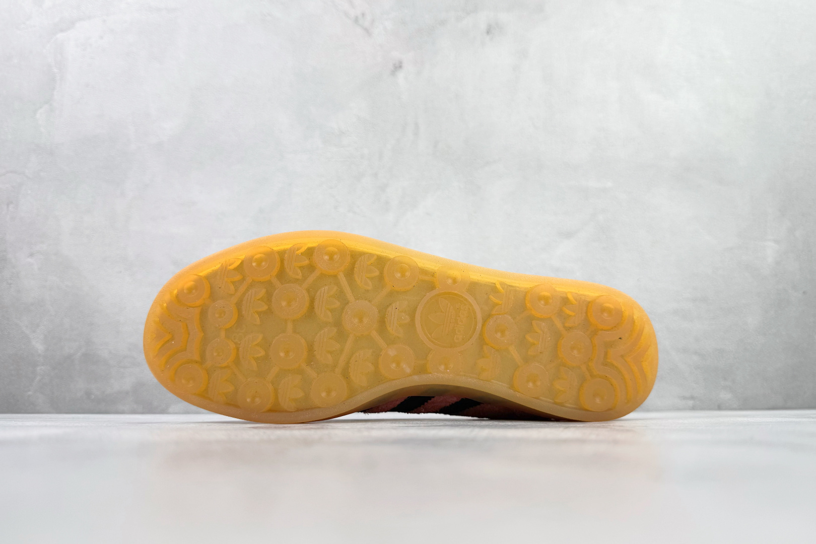 170 adidas originals GAZELLE INDOOR 粉黑 IE7002-Chinese UA Cheap High Quatity Brand Clothes Bags handbags Sneakers wholesale wholesaler seller from China Factory suppliers Fashion Clothing Shoes best Quality Beautiful Price 170 adidas originals GAZELLE INDOOR 粉黑 IE7002