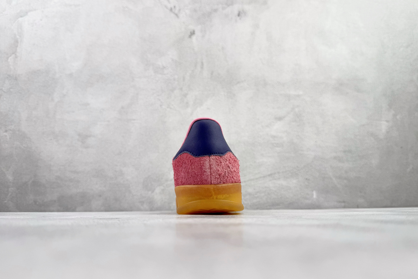 170 adidas originals GAZELLE INDOOR 粉黑 IE7002-Chinese UA Cheap High Quatity Brand Clothes Bags handbags Sneakers wholesale wholesaler seller from China Factory suppliers Fashion Clothing Shoes best Quality Beautiful Price 170 adidas originals GAZELLE INDOOR 粉黑 IE7002