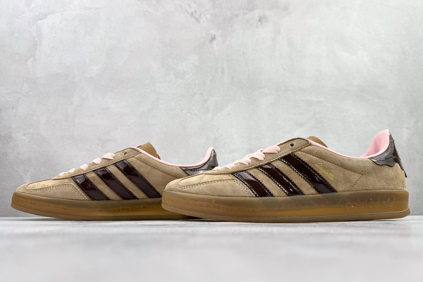 170 adidas originals GAZELLE INDOOR 棕色 JR8028-Chinese UA Cheap High Quatity Brand Clothes Bags handbags Sneakers wholesale wholesaler seller from China Factory suppliers Fashion Clothing Shoes best Quality Beautiful Price 170 adidas originals GAZELLE INDOOR 棕色 JR8028