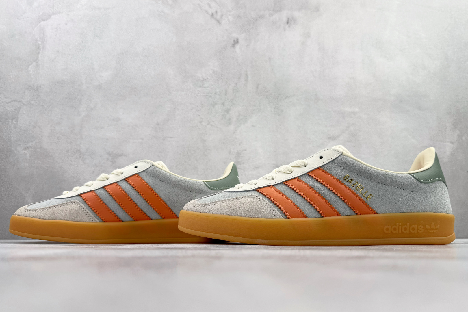 170 adidas originals GAZELLE INDOOR 灰白色 JQ0011