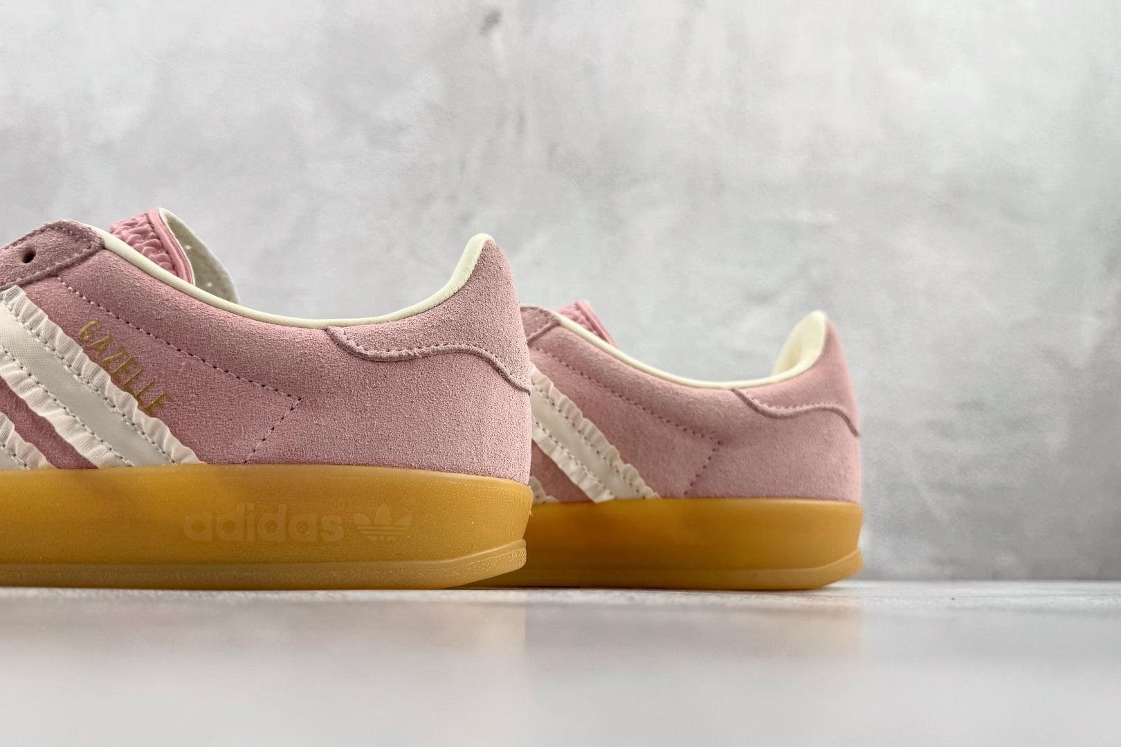 170 adidas originals GAZELLE INDOOR 粉色 JS1413