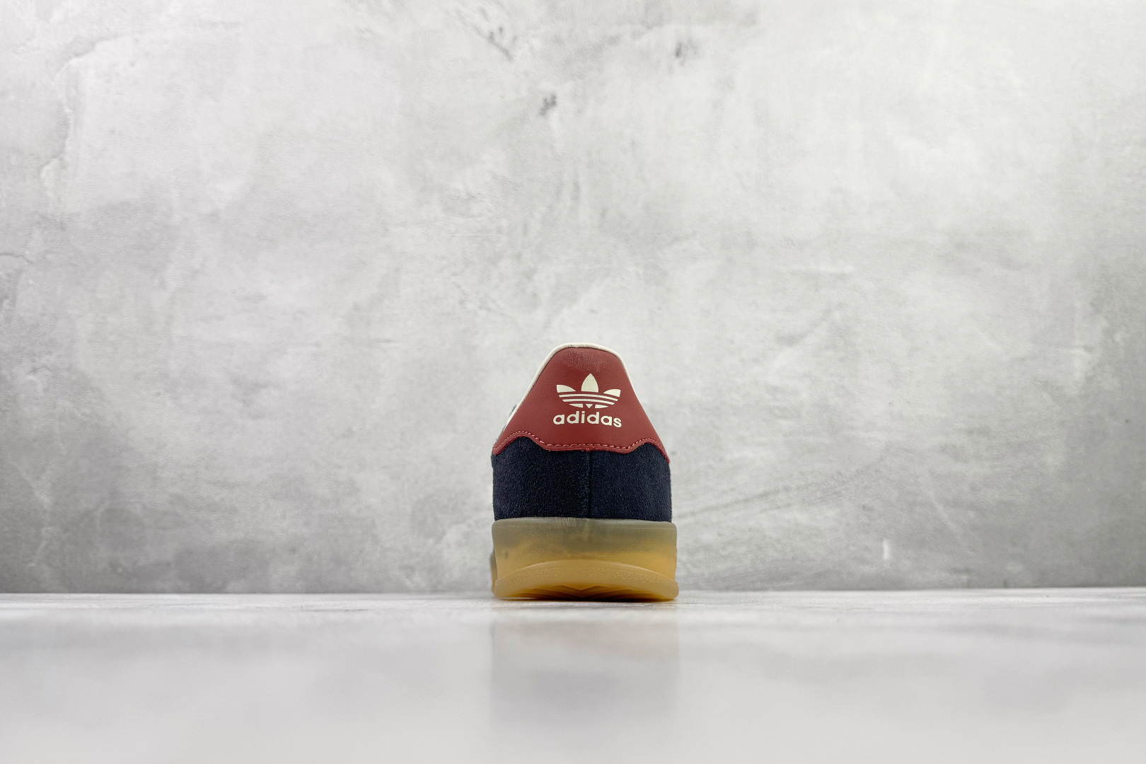 170 adidas originals GAZELLE INDOOR 深蓝色 JH5404-Chinese UA Cheap High Quatity Brand Clothes Bags handbags Sneakers wholesale wholesaler seller from China Factory suppliers Fashion Clothing Shoes best Quality Beautiful Price 170 adidas originals GAZELLE INDOOR 深蓝色 JH5404