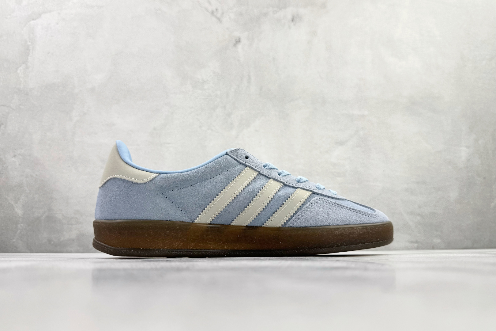 170 adidas originals GAZELLE INDOOR 蓝白 JI2717-Chinese UA Cheap High Quatity Brand Clothes Bags handbags Sneakers wholesale wholesaler seller from China Factory suppliers Fashion Clothing Shoes best Quality Beautiful Price 170 adidas originals GAZELLE INDOOR 蓝白 JI2717