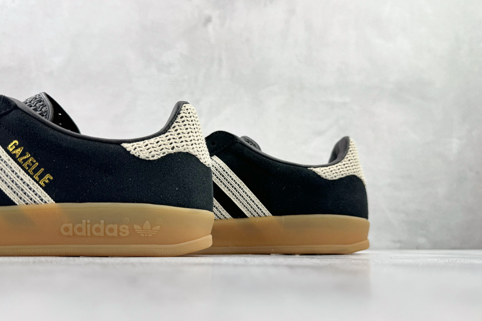 170 adidas originals GAZELLE INDOOR 黑色 JI2755