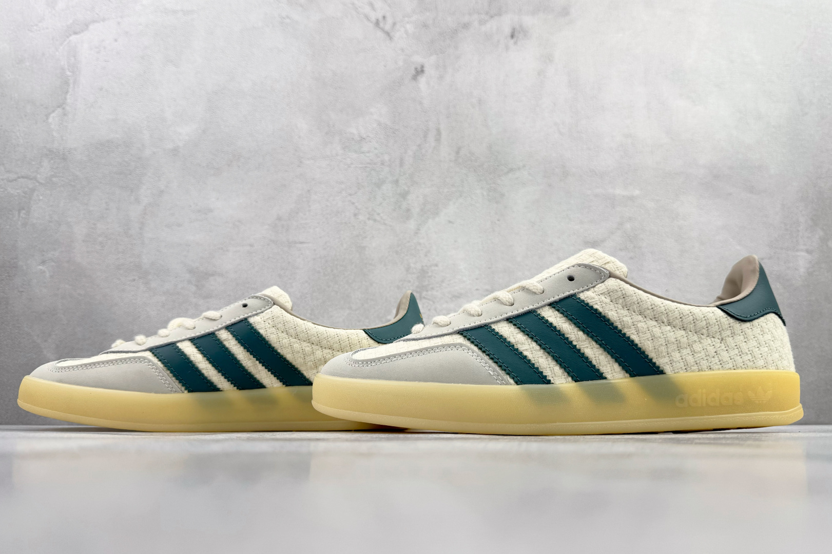 adidas originals GAZELLE INDOOR 米绿 JR3837