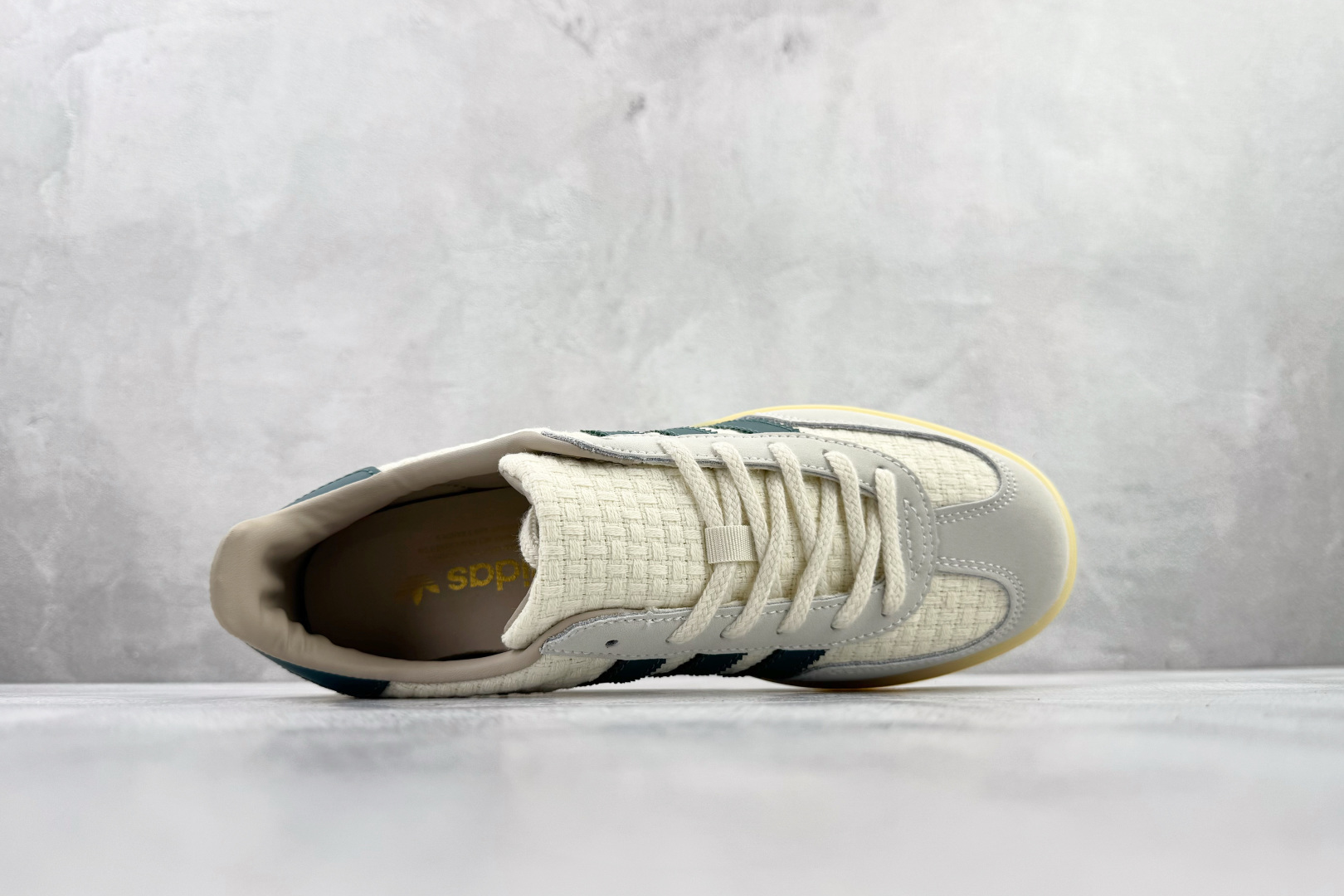 adidas originals GAZELLE INDOOR 米绿 JR3837