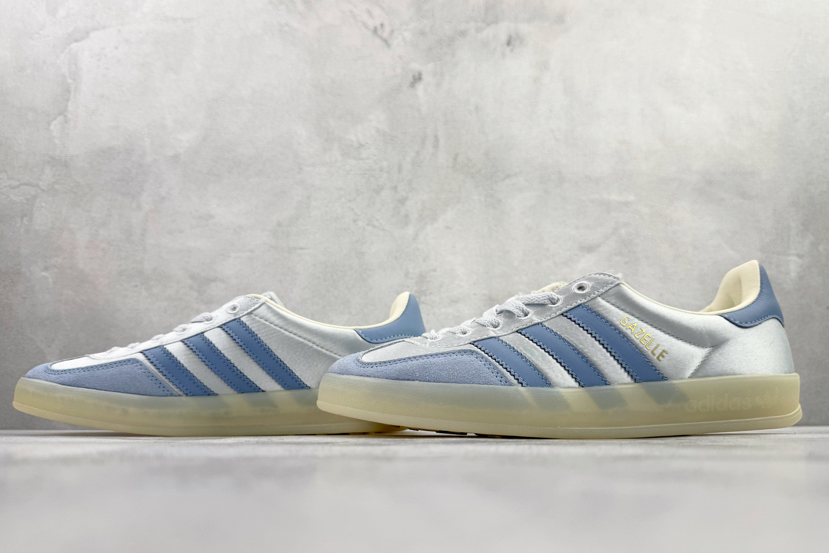 adidas originals GAZELLE INDOOR 蓝色 JI2711 adidas originals GAZELLE INDOOR 蓝色 JI2711