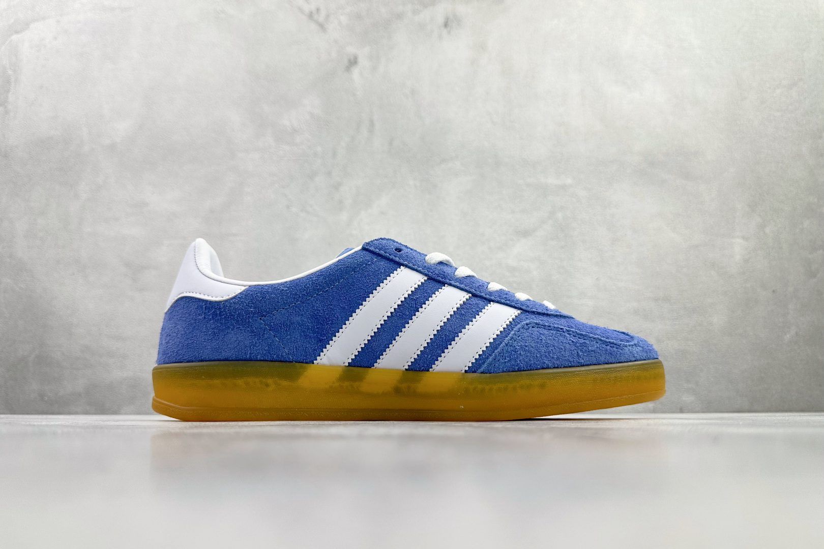 adidas originals GAZELLE INDOOR 蓝白棕 HQ8717