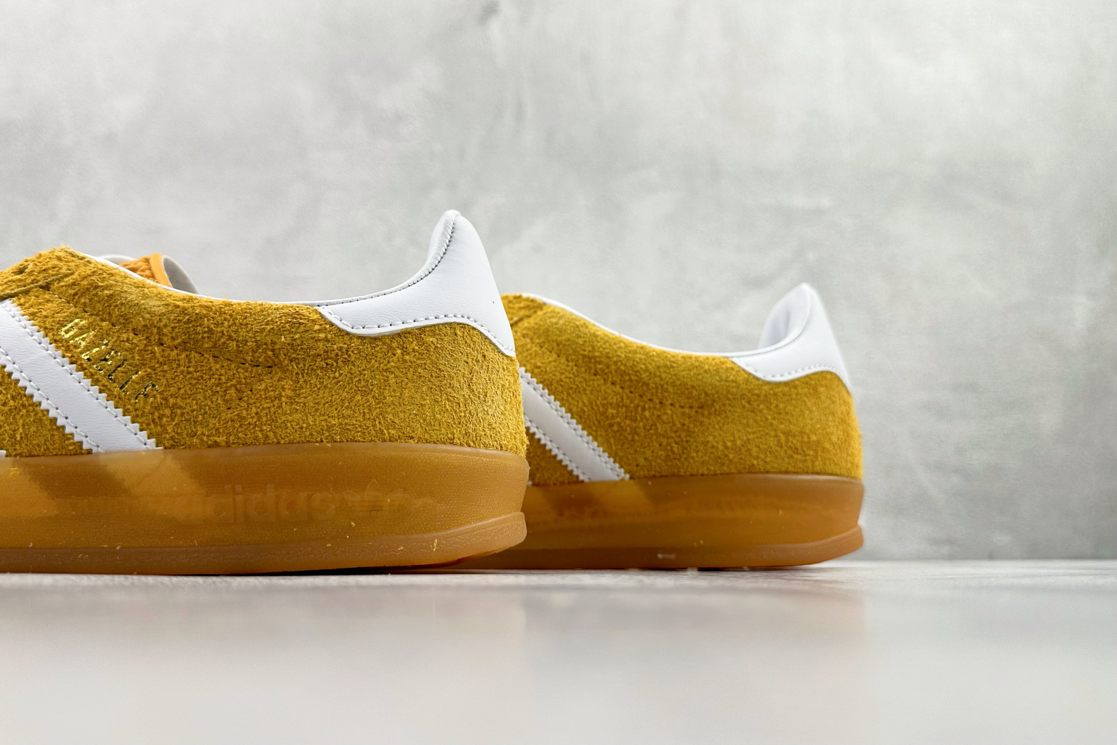 adidas originals GAZELLE INDOOR 黄白 HQ8716