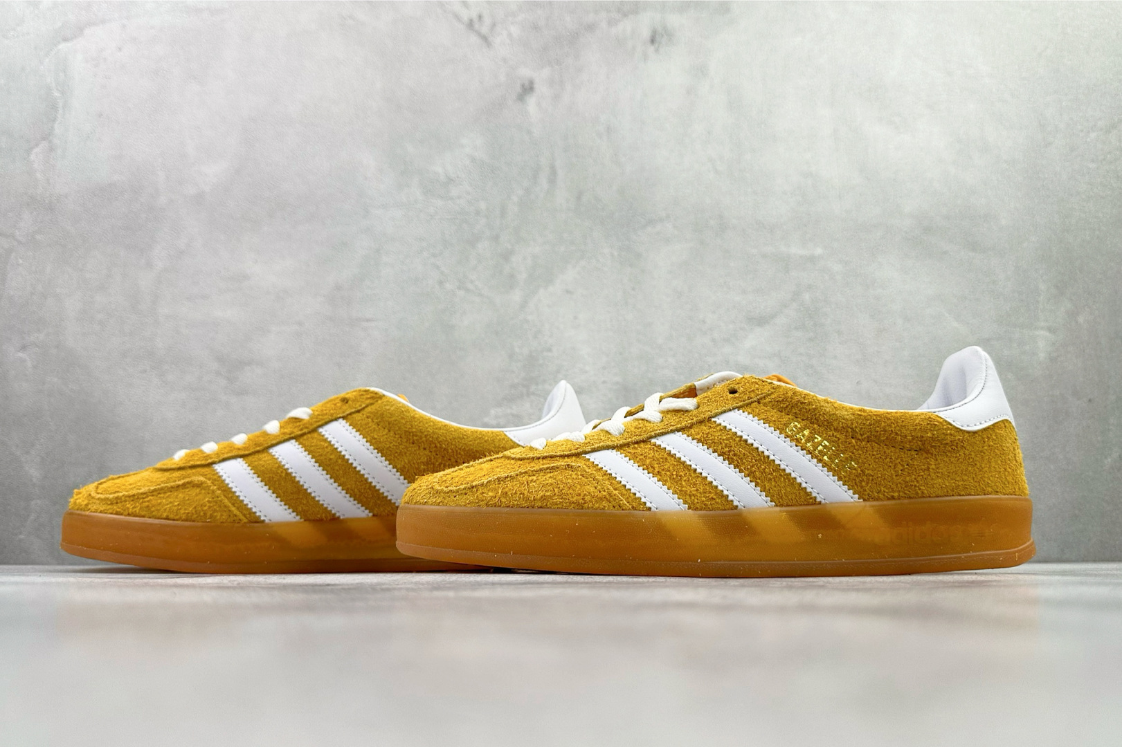 adidas originals GAZELLE INDOOR 黄白 HQ8716