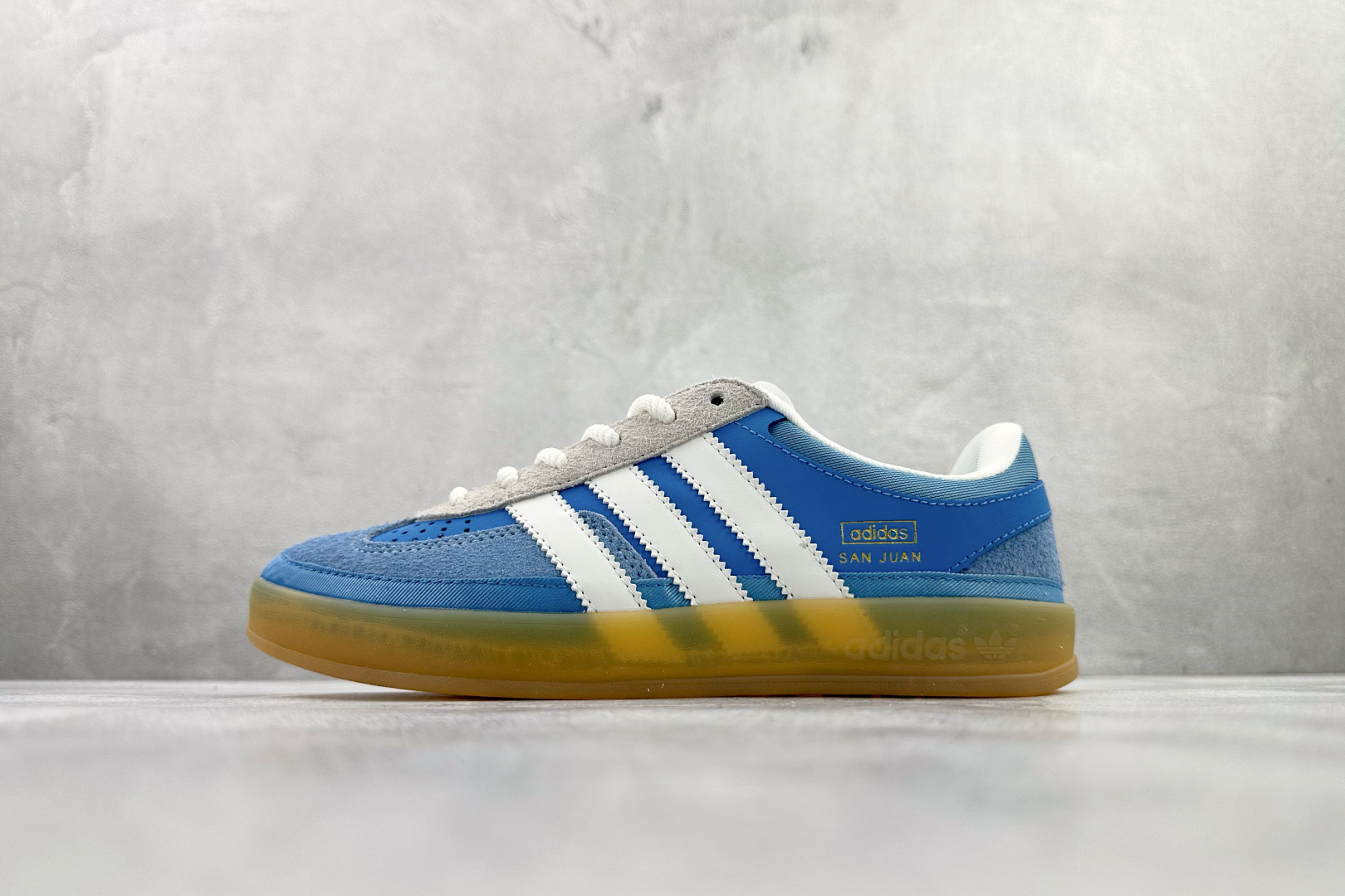 Bad Bunny x adidas originals GAZELLE 蓝白灰 IF9734