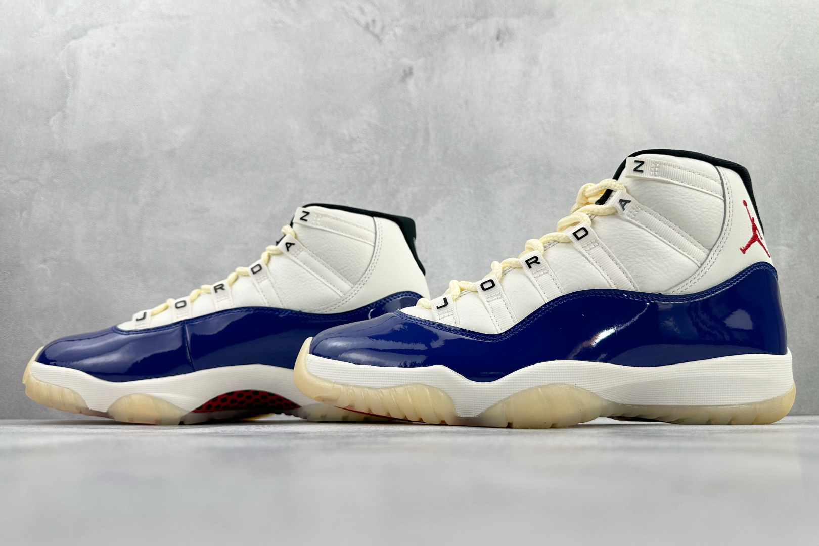 Jordan Air Jordan 11 Retro Rare Air 深宝蓝色 IH2364-400