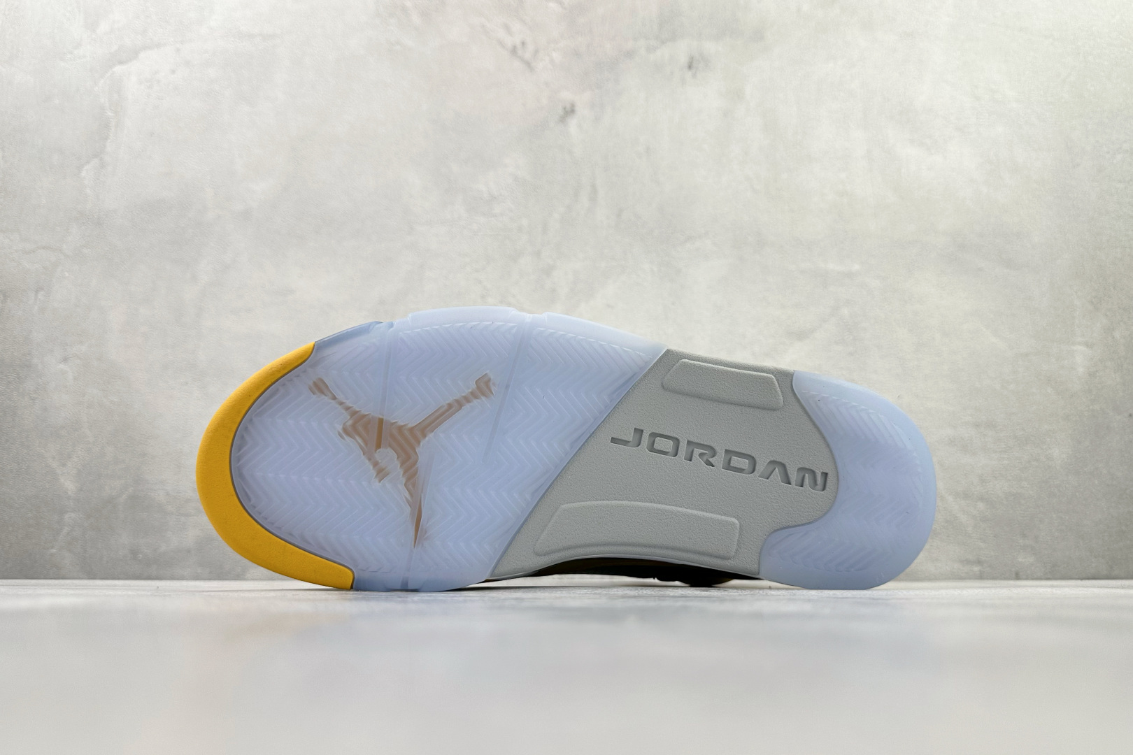 Jordan Air Jordan 5 Retro 黄色 IO3372-700