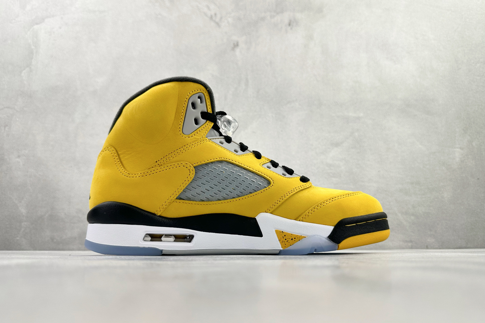 Jordan Air Jordan 5 Retro 黄色 IO3372-700