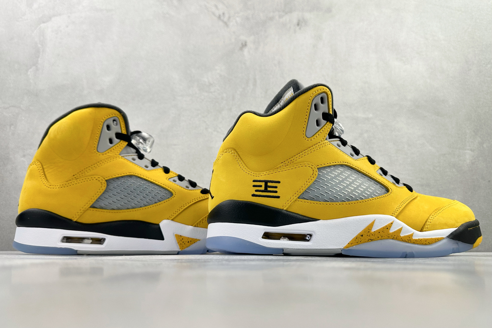 Jordan Air Jordan 5 Retro 黄色 IO3372-700