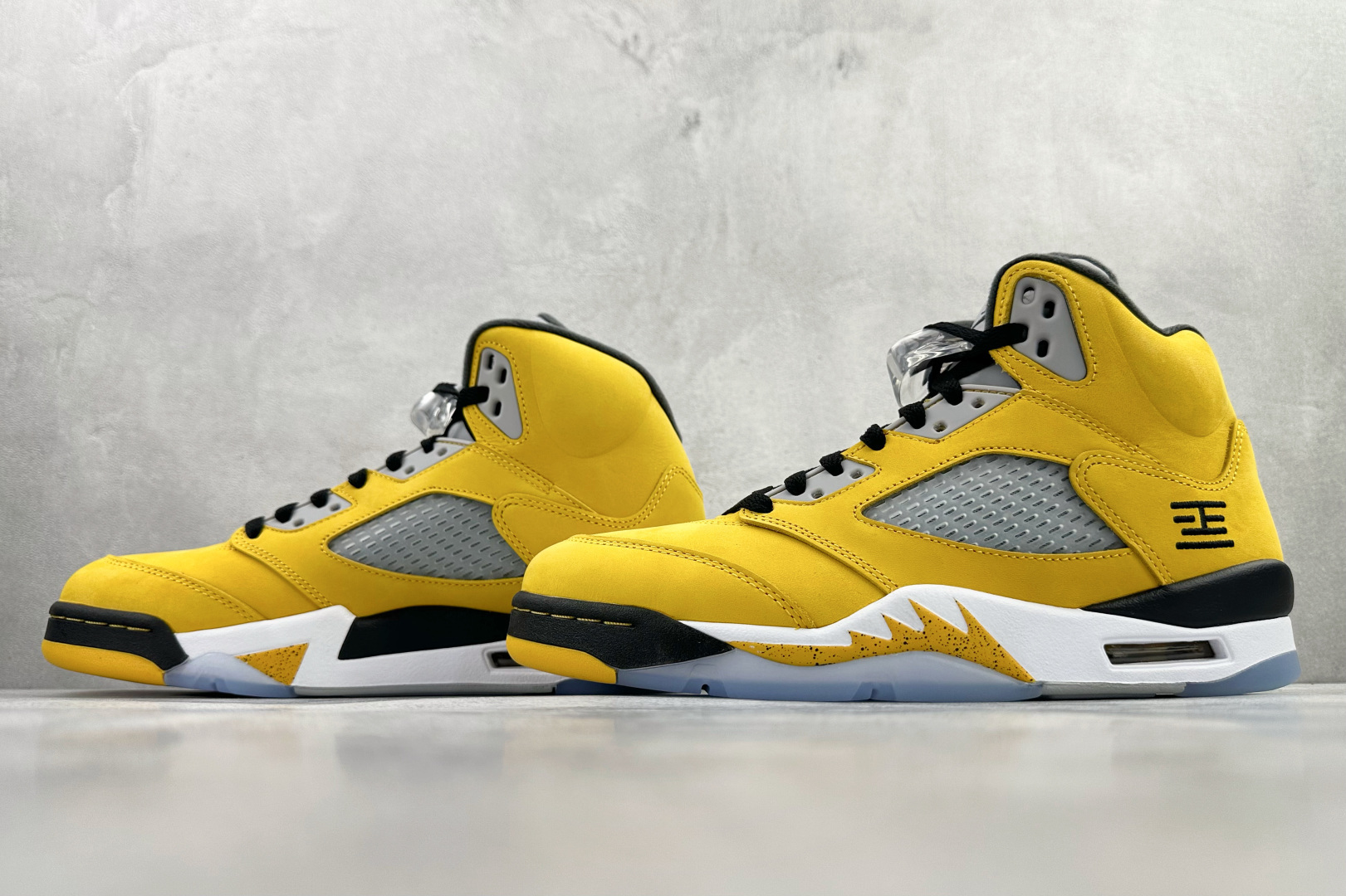 Jordan Air Jordan 5 Retro 黄色 IO3372-700