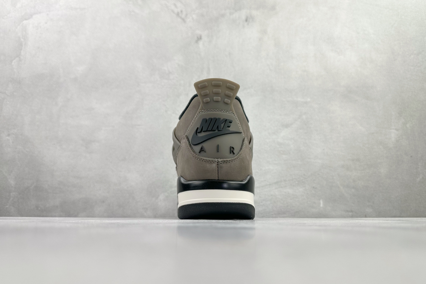 Jordan Air Jordan 4 Retro 灰黑 IB4171-200