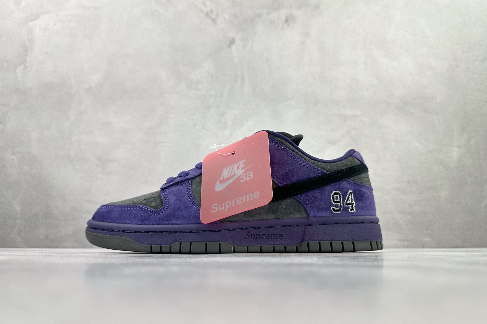 Supreme x Nike Dunk SB DUNK LOW 紫色 HQ8487-500