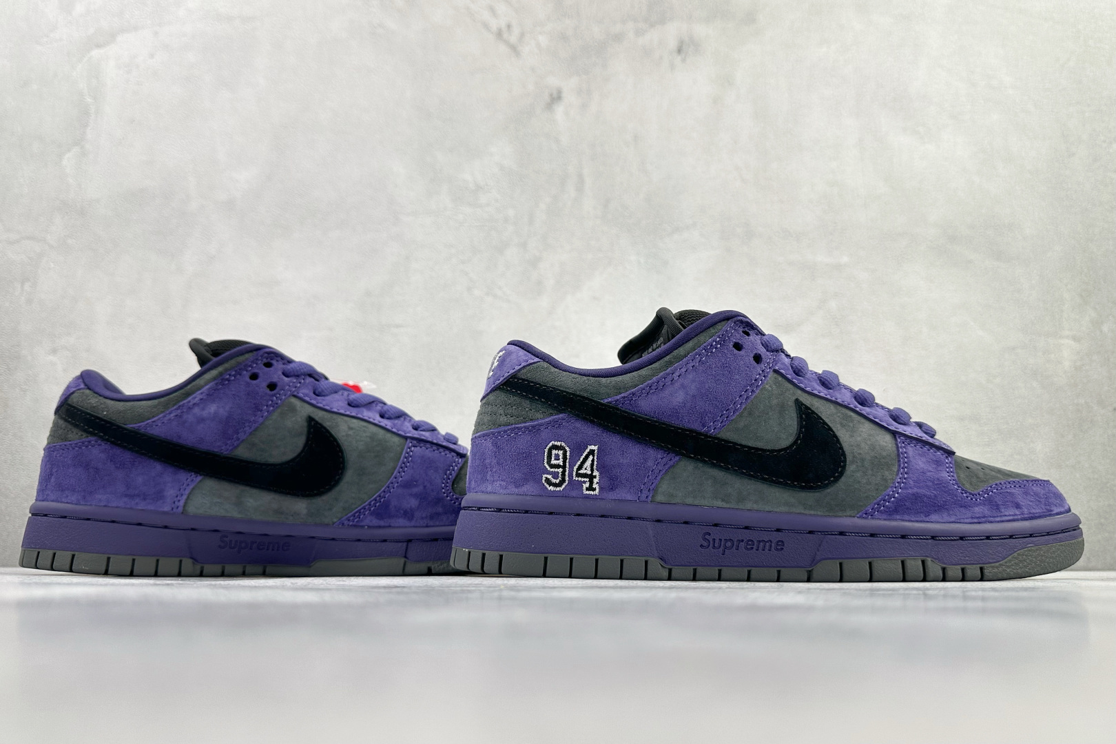 Supreme x Nike Dunk SB DUNK LOW 紫色 HQ8487-500