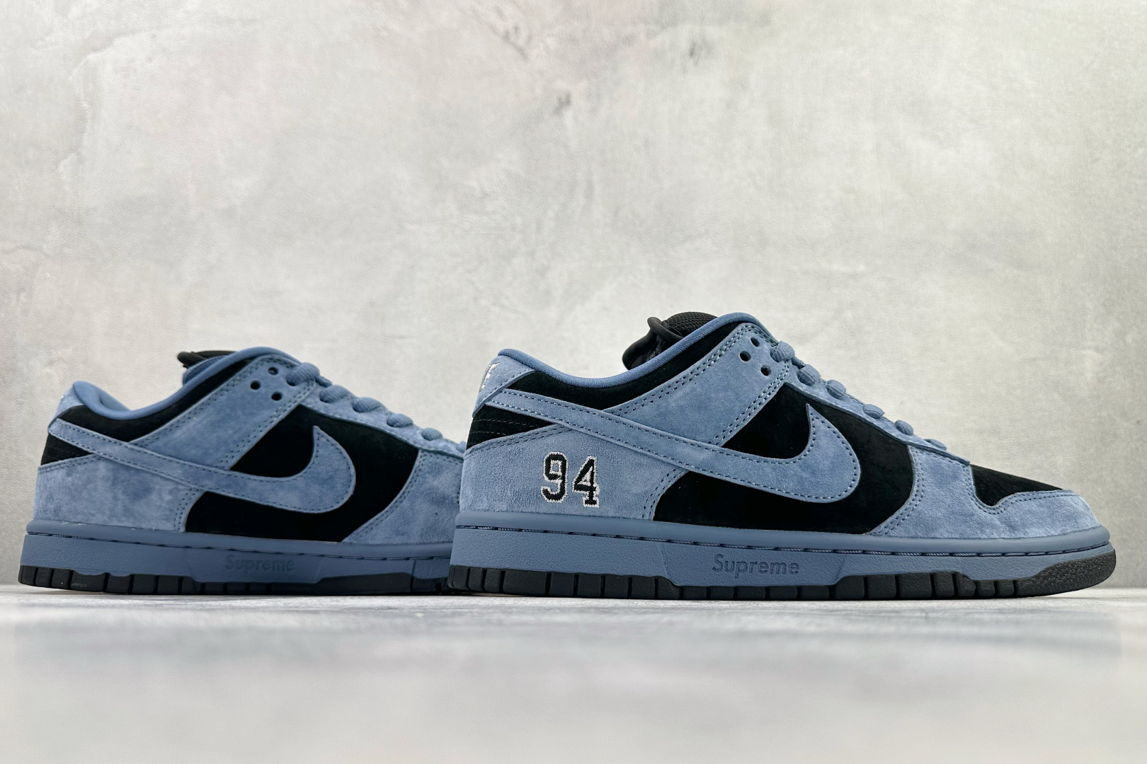 310 Supreme x Nike Dunk SB DUNK LOW 米蓝 HQ8487-400