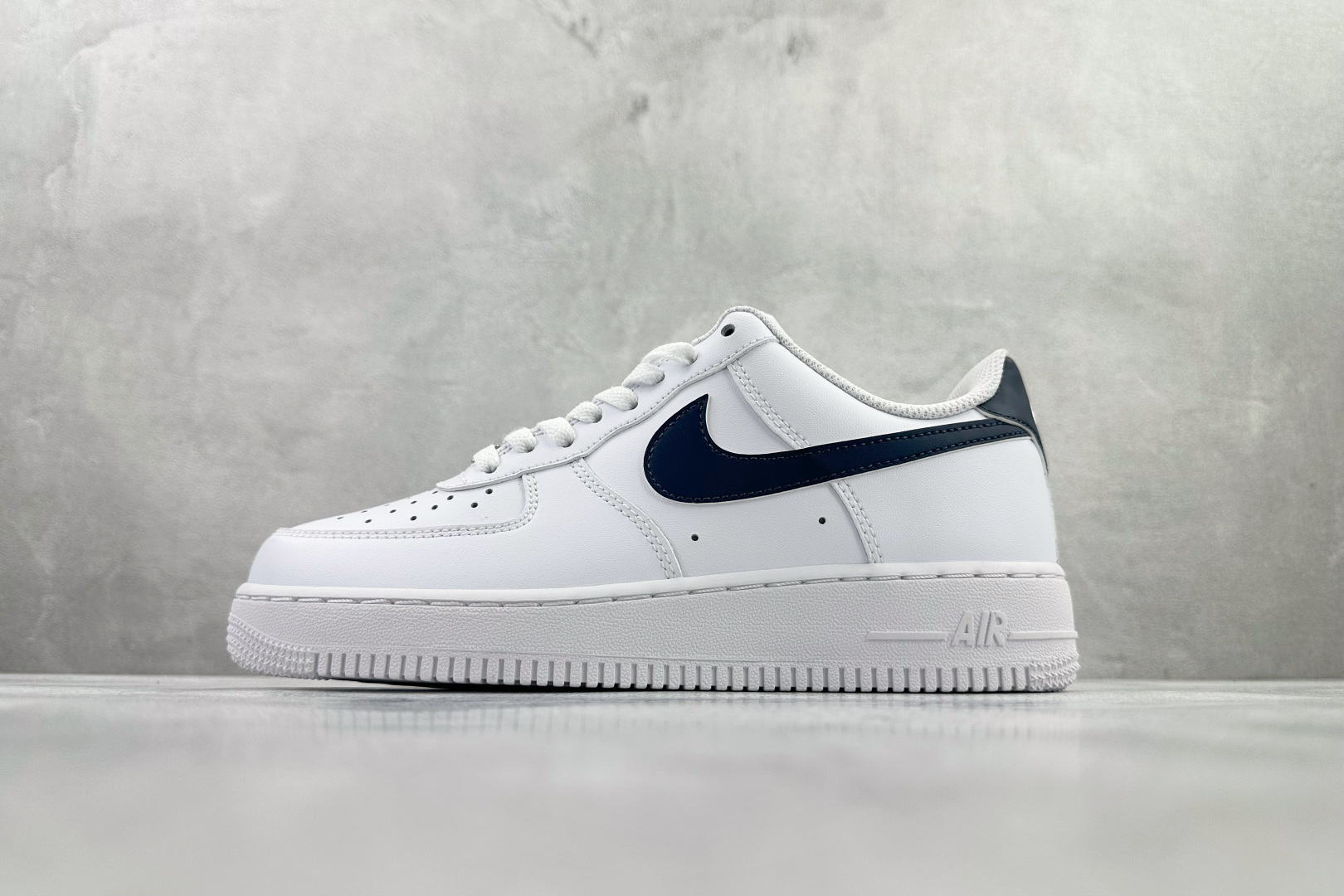 Nike Air Force 1 白色 FJ4146-119 Nike Air Force 1 白色 FJ4146-119