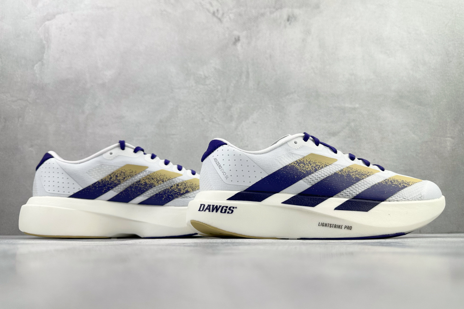 全新工厂开发 adidas Adizero Evo SL 白紫 JQ4578