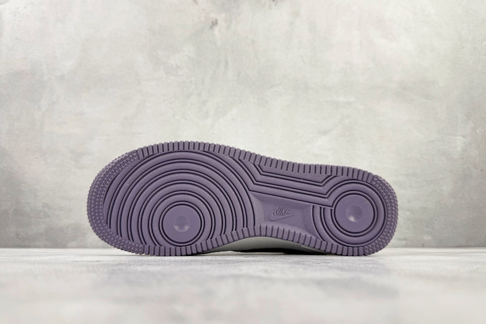 Nike Air Force 1 07 labubu 联名 紫白 KJ5188-006