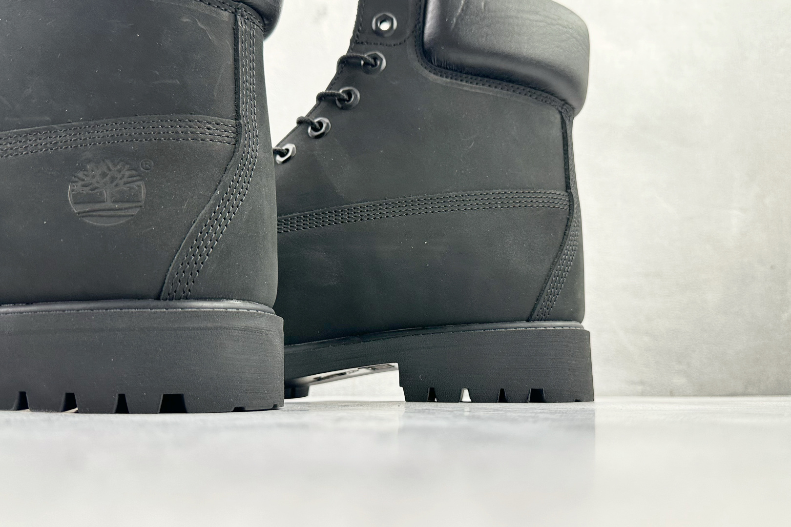 Timberland添柏岚 PREMIUM系列 黑色 19039W-High Quatity Cheap Brand wholesale wholesaler seller Clothes Bags handbags Sneakers Top Fashion Clothing Shoes from China Factory Chinese suppliers best Quality Beautiful Price Timberland添柏岚 PREMIUM系列 黑色 19039W