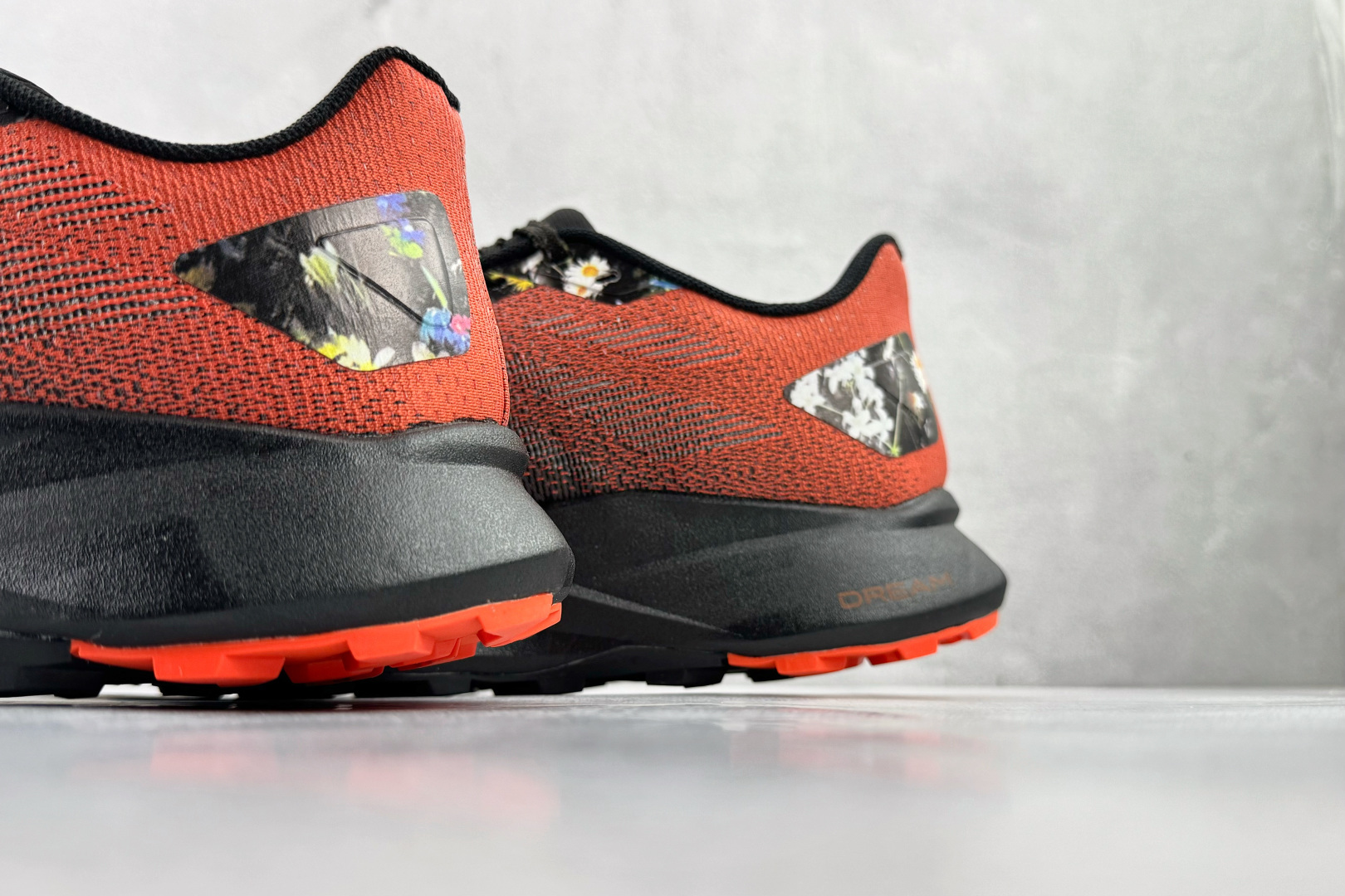 东南亚订单 北面THE NORTH FACE Vectiv Enduris 4 Race Edition 红黑 NF0A8DA4-GHW