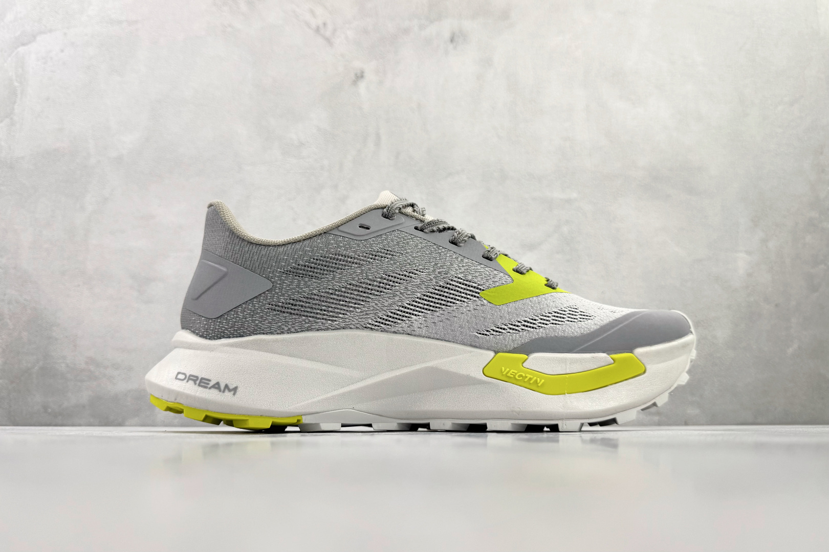 东南亚订单 北面THE NORTH FACE Vectiv Enduris 4 灰色 NF0A8AEP-CIY-High Quatity Cheap Brand wholesale wholesaler seller Clothes Bags handbags Sneakers Top Fashion Clothing Shoes from China Factory Chinese suppliers best Quality Beautiful Price 东南亚订单 北面THE NORTH FACE Vectiv Enduris 4 灰色 NF0A8AEP-CIY