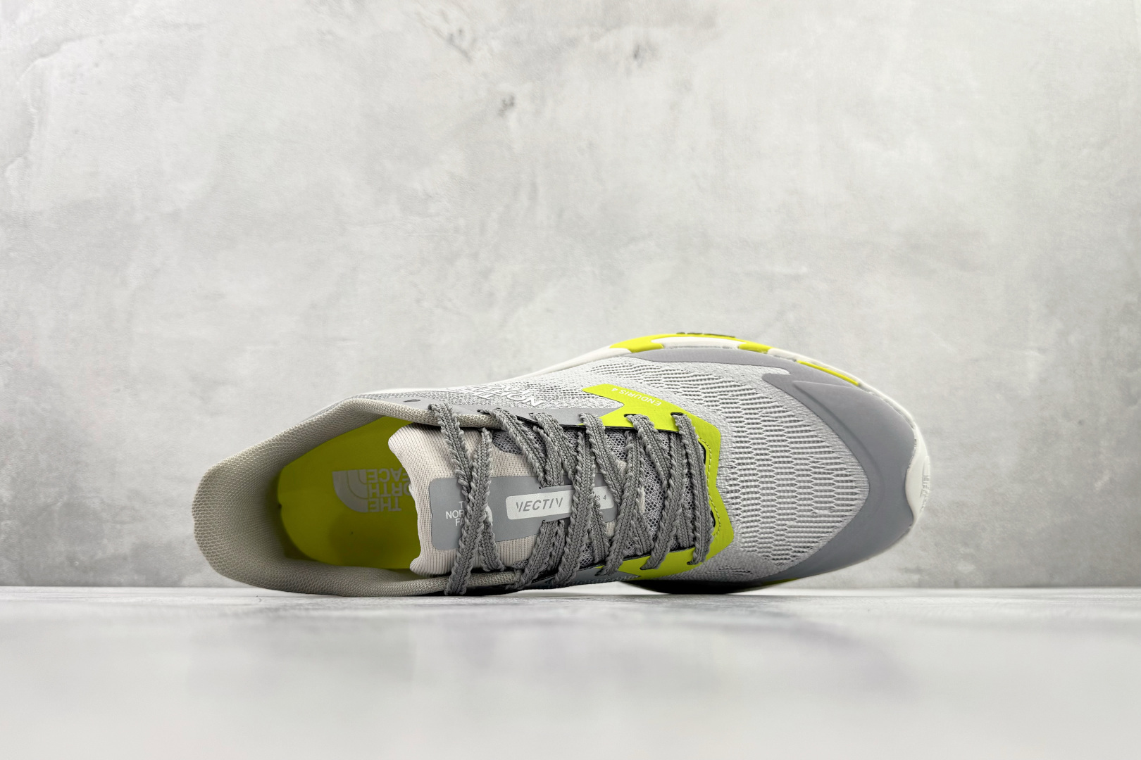 东南亚订单 北面THE NORTH FACE Vectiv Enduris 4 灰色 NF0A8AEP-CIY-High Quatity Cheap Brand wholesale wholesaler seller Clothes Bags handbags Sneakers Top Fashion Clothing Shoes from China Factory Chinese suppliers best Quality Beautiful Price 东南亚订单 北面THE NORTH FACE Vectiv Enduris 4 灰色 NF0A8AEP-CIY