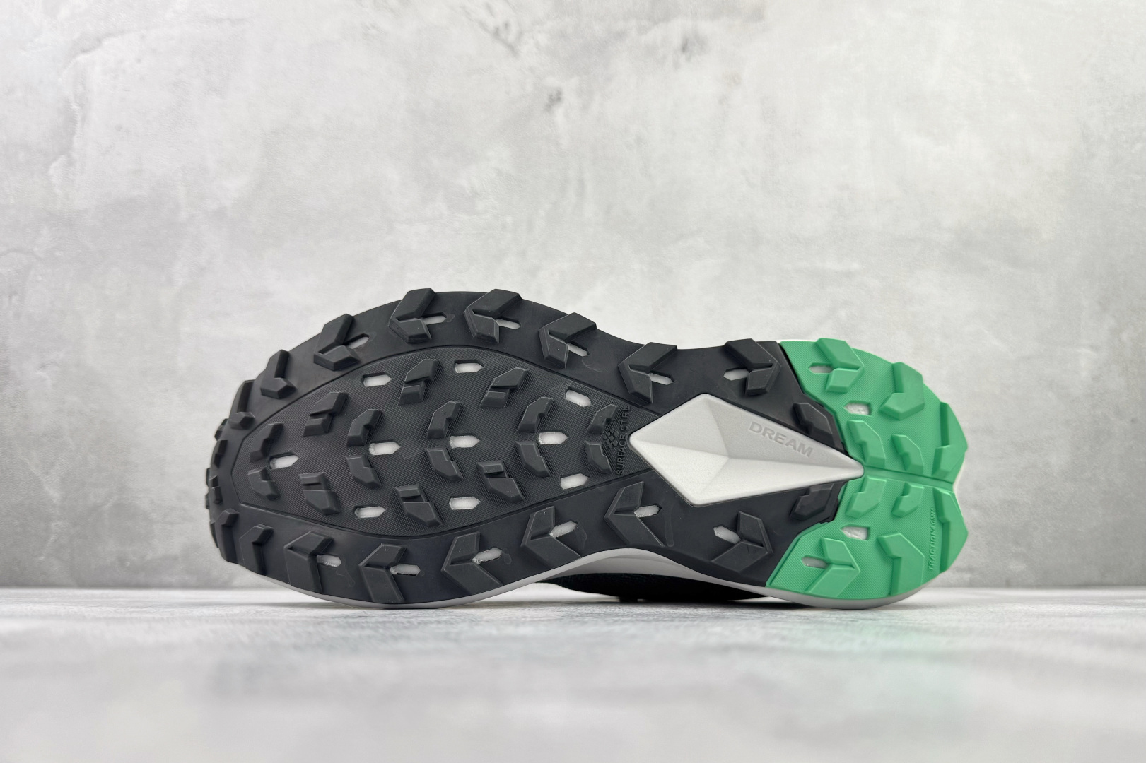 东南亚订单 北面THE NORTH FACE Vectiv Enduris 4 灰色 NF0A8AEQ-DU9-High Quatity Cheap Brand wholesale wholesaler seller Clothes Bags handbags Sneakers Top Fashion Clothing Shoes from China Factory Chinese suppliers best Quality Beautiful Price 东南亚订单 北面THE NORTH FACE Vectiv Enduris 4 灰色 NF0A8AEQ-DU9