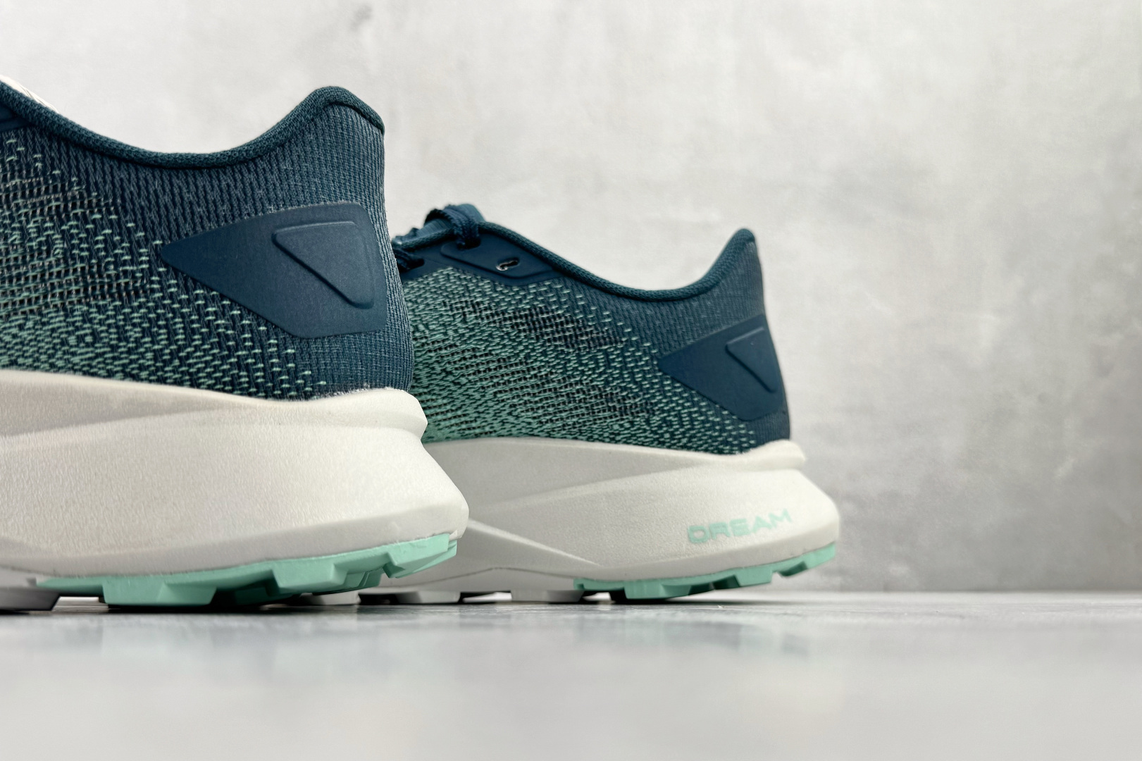 东南亚订单 北面THE NORTH FACE Vectiv Enduris 4 绿色 NFW02503-BM-High Quatity Cheap Brand wholesale wholesaler seller Clothes Bags handbags Sneakers Top Fashion Clothing Shoes from China Factory Chinese suppliers best Quality Beautiful Price 东南亚订单 北面THE NORTH FACE Vectiv Enduris 4 绿色 NFW02503-BM